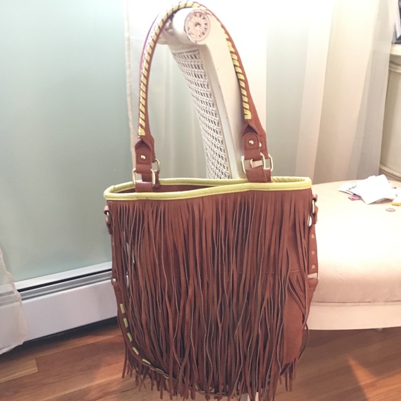 Steven Madden fringe Tote bag - Picture 5 of 5